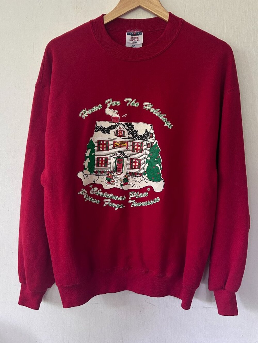 Pigeon Forge TN Vintage Christmas Sweatshirt Womens Large Red Made in‎ USA
